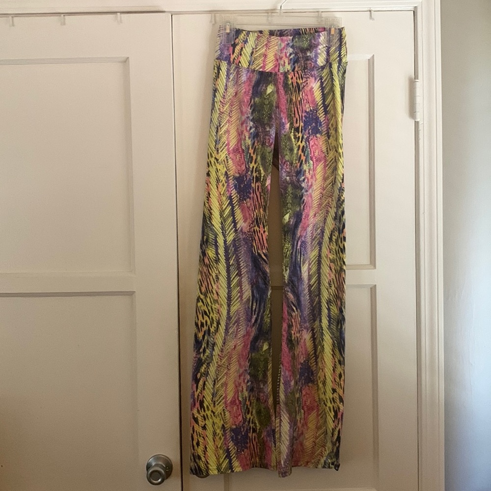 Brooks Taylor Yoga Pants, EUC, worn 2x, Size L, Long Boot Cut, Amazing Stretch
